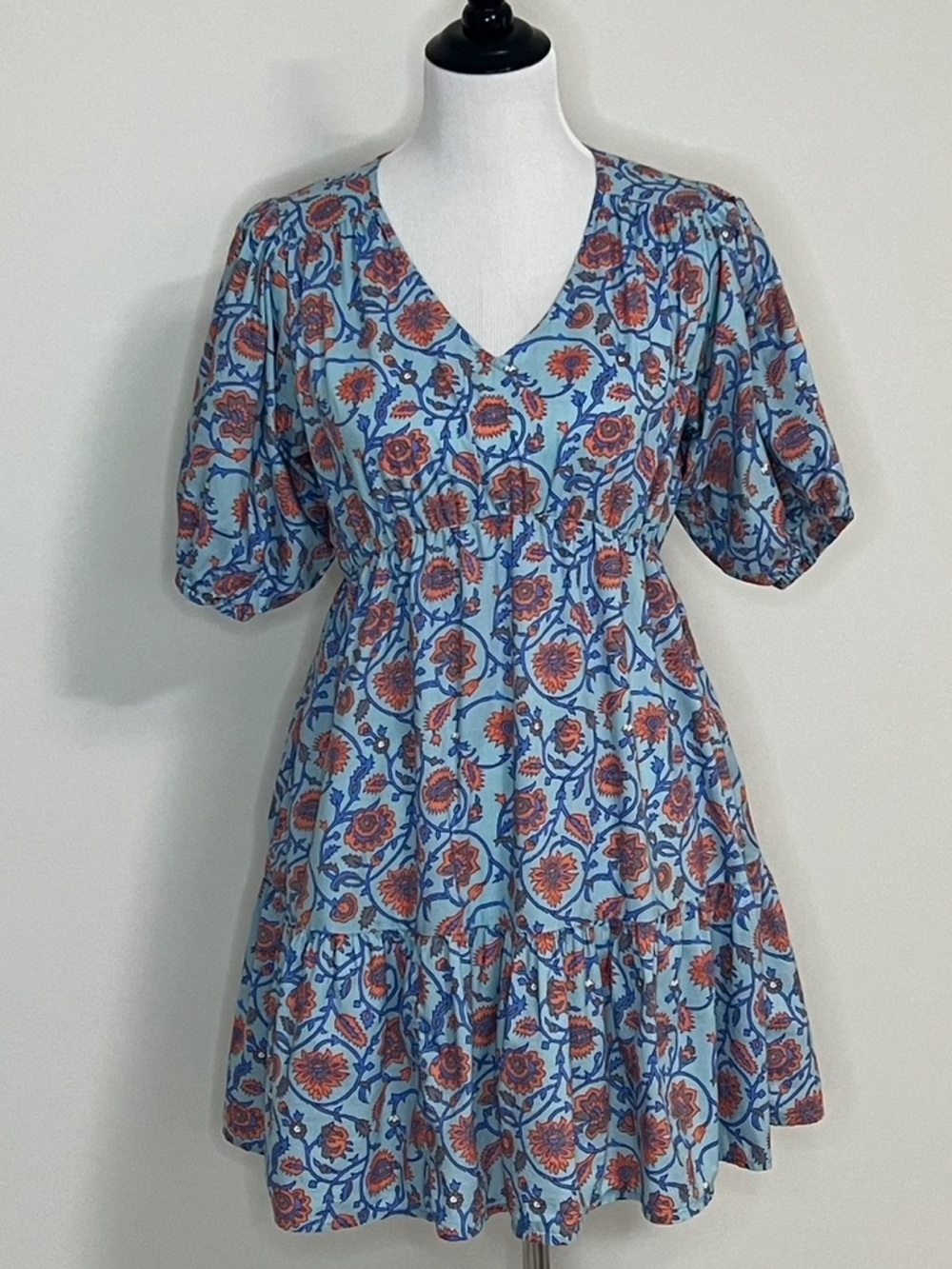 *SUNDRY*  V-neck Tiered Mini Dress Size S - Picture 4 of 8